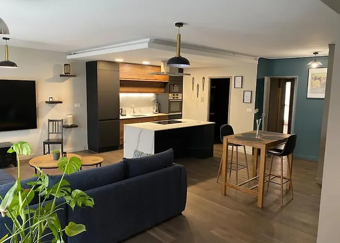 Appartement Chaleureux A La Madeleine - 2 Chambres